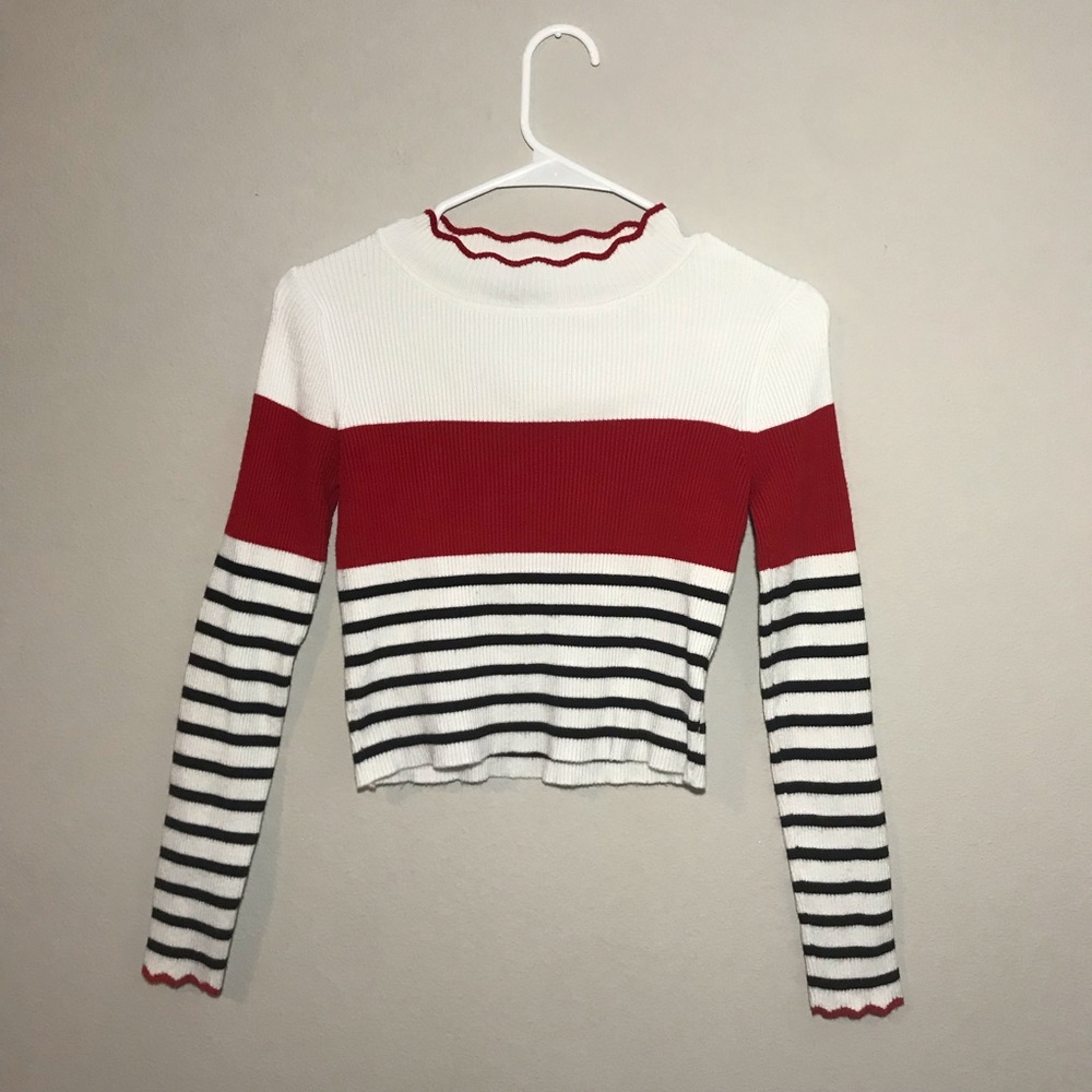 Love Culture, Woman’s Long Sleeve, Crop Top